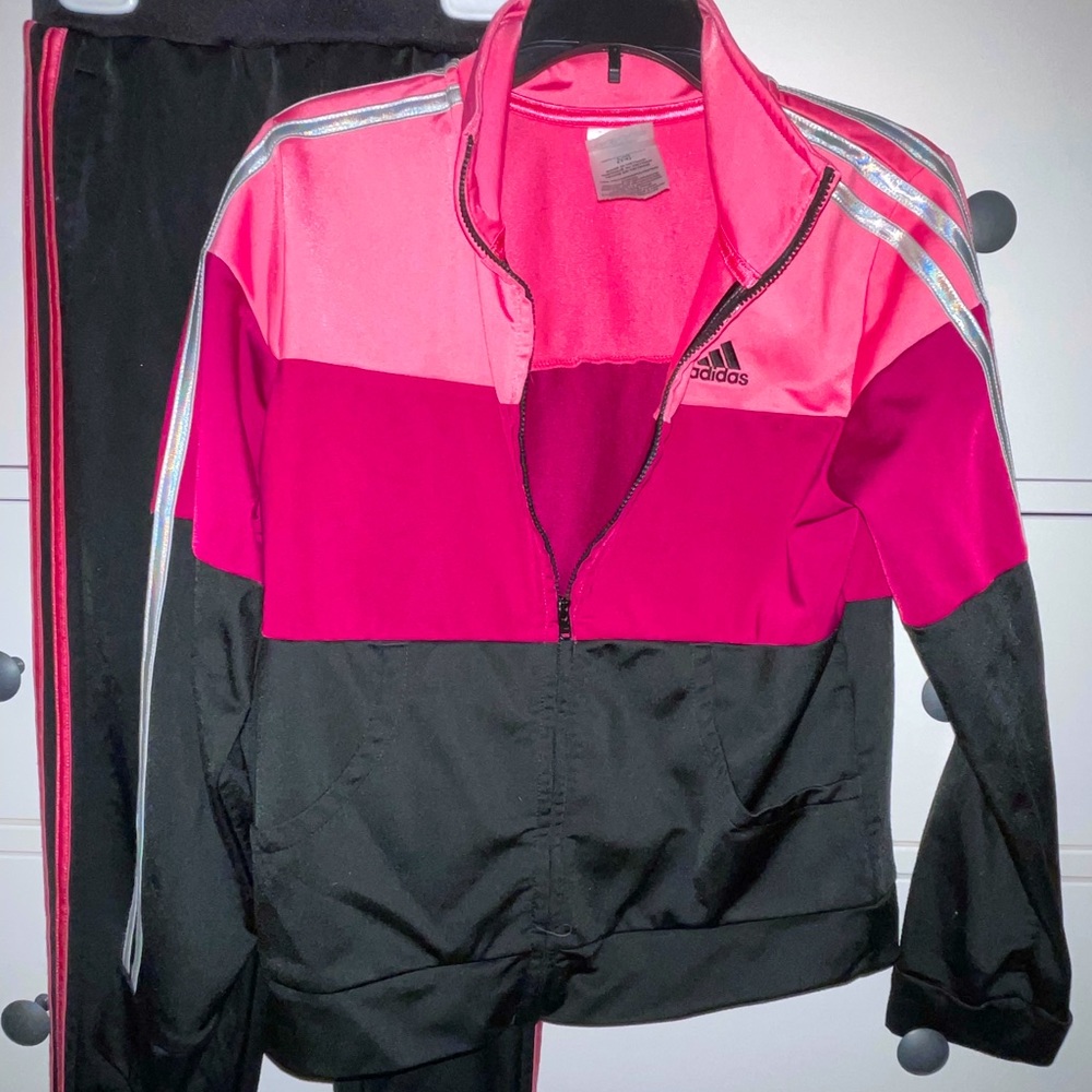 Girls Adidas warm up suit